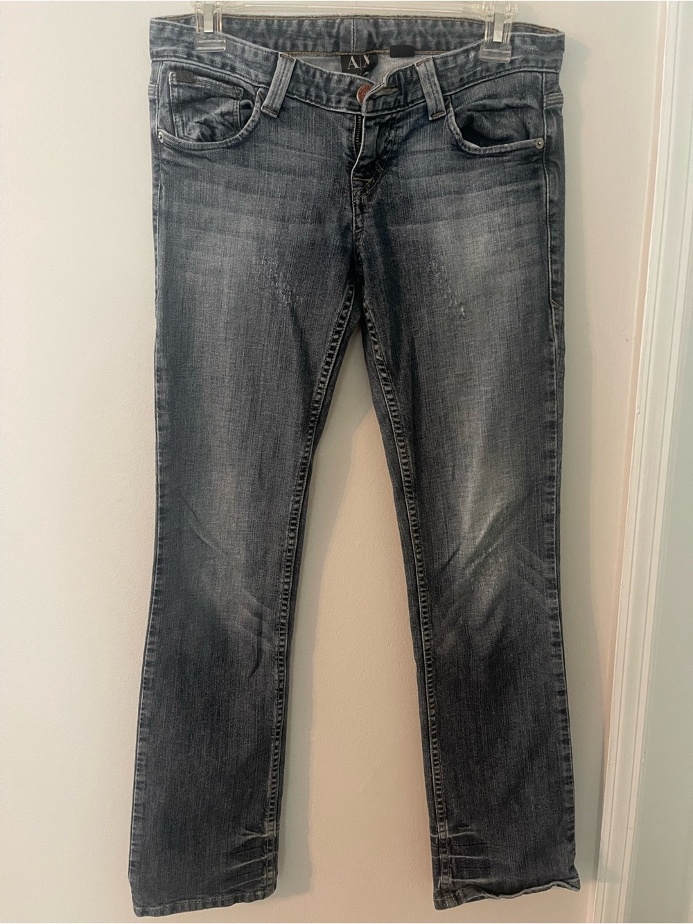 A/X Armani Exchange J57 Women's Faded straight leg Jeans
